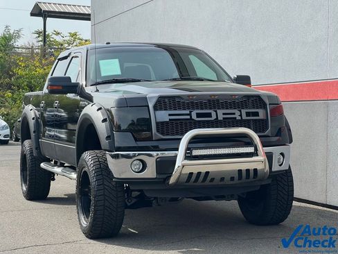 Used 2011 Ford F150 XLT w/ XLT Chrome Pkg image 3