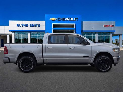 Used 2019 RAM 1500 Laramie w/ Sport Appearance Package AWD/4WD image 6