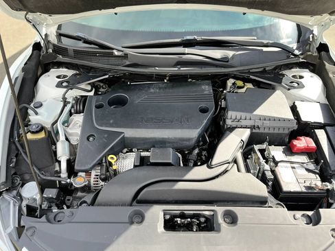 Used 2016 Nissan Altima 2.5 SV w/ Convenience Package FWD image 21