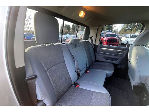 Used 2017 RAM 1500 Big Horn image 27