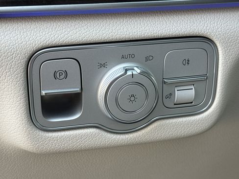 Certified 2026 Mercedes-Benz GLE 450 4MATIC image 41