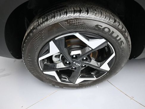 Certified 2025 Kia Seltos S AWD/4WD image 12