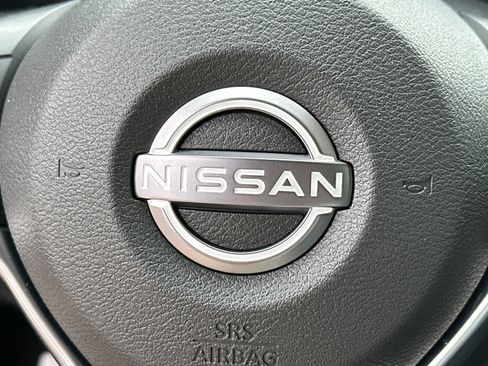 Certified 2025 Nissan Sentra SR w/ SR Premium Package FWD image 22