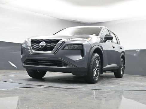 Used 2021 Nissan Rogue S image 26