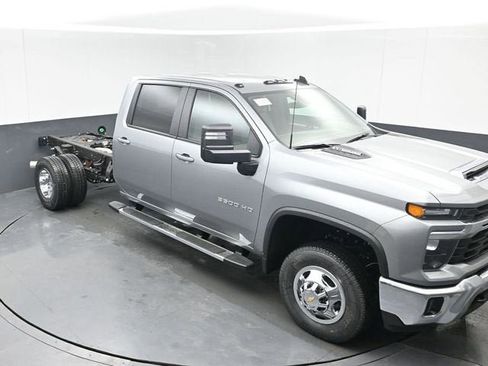 New 2026 Chevrolet Silverado 3500 LT w/ Convenience Package image 34