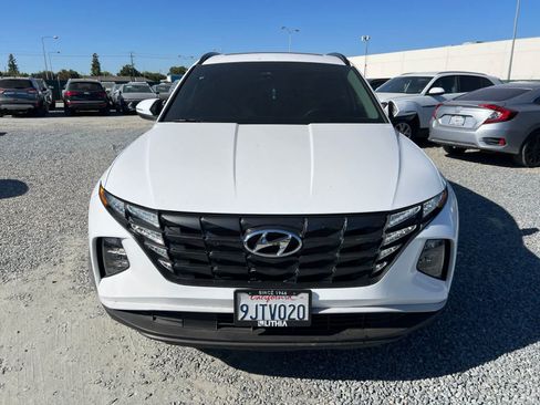 Used 2024 Hyundai Tucson SEL w/ Convenience Package FWD image 2