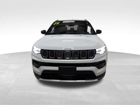 Certified 2025 Jeep Compass Limited w/ Elite Group image 5