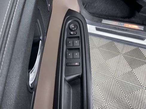 Used 2014 GMC Acadia SLT image 15