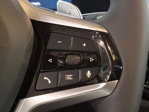 Used 2025 BMW 430i xDrive Coupe w/ Premium Package image 17