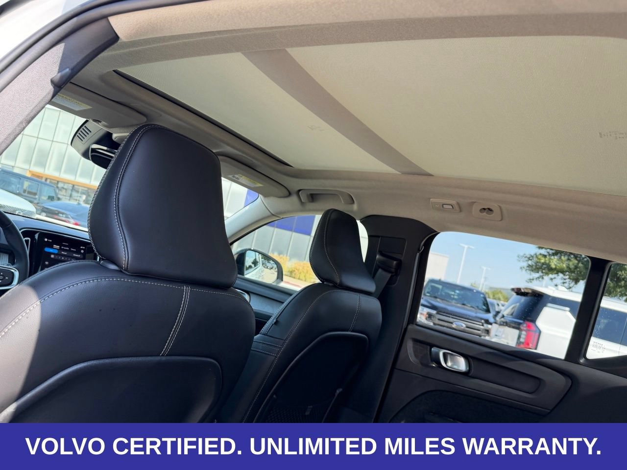 Certified 2024 Volvo XC40 B5 Ultimate AWD/4WD image 31