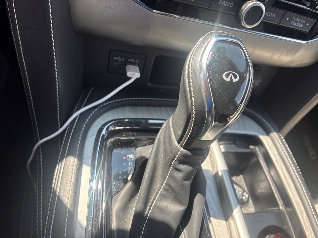 Used 2020 INFINITI QX80 Limited AWD/4WD image 13