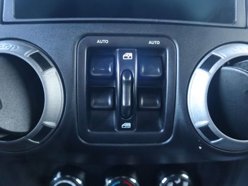 Used 2015 Jeep Wrangler Unlimited Sport w/ Quick Order Package 24S image 65