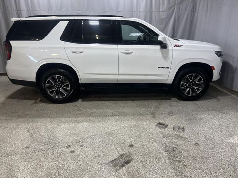 Used 2023 Chevrolet Tahoe Z71 w/ Luxury Package AWD/4WD image 5