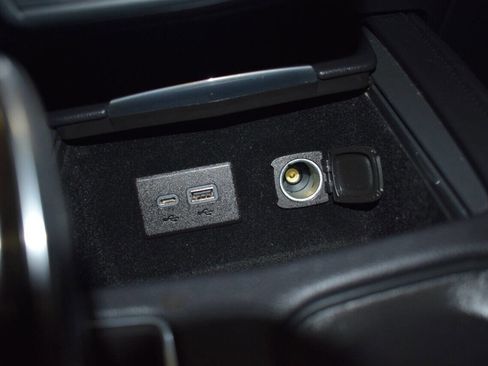 Used 2020 Cadillac XT4 Premium Luxury image 51