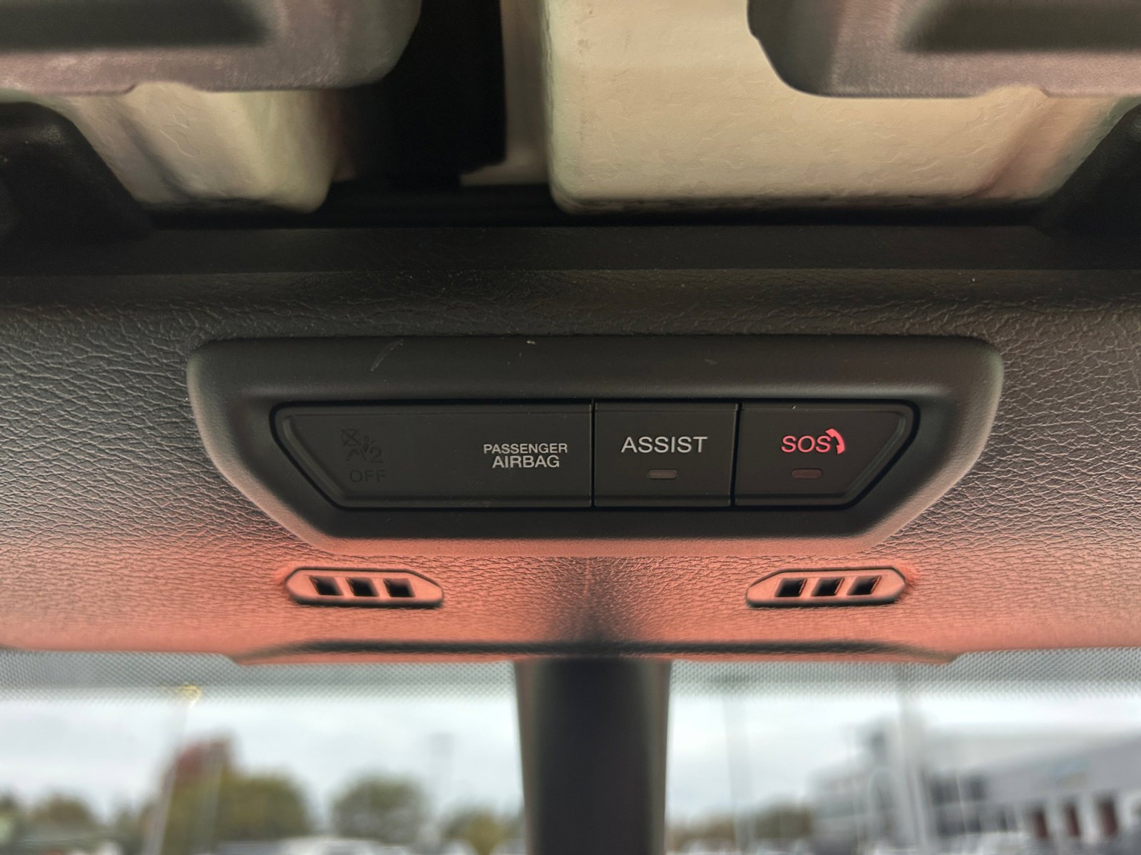 Used 2023 Jeep Wrangler Unlimited Sahara AWD/4WD image 25
