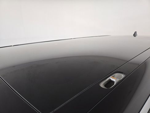 Used 2023 Rivian R1S Launch Edition AWD/4WD image 13