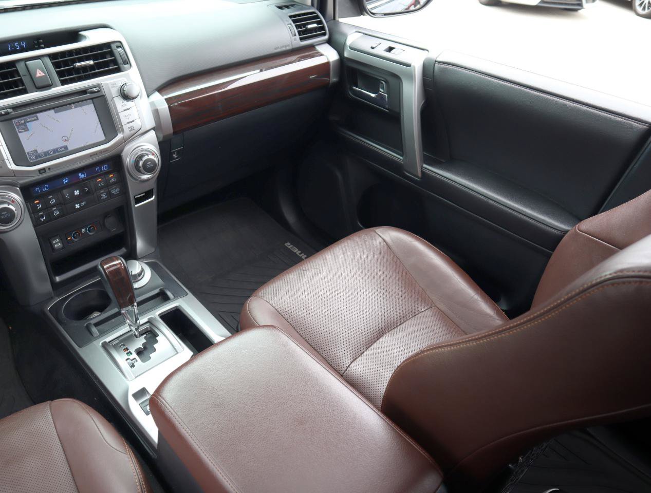 Used 2016 Toyota 4Runner Limited AWD/4WD image 18