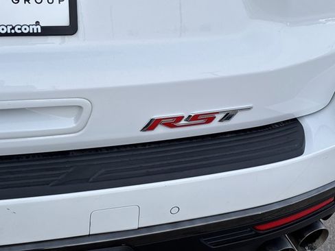 Used 2022 Chevrolet Tahoe RST w/ Sport Performance Package image 5