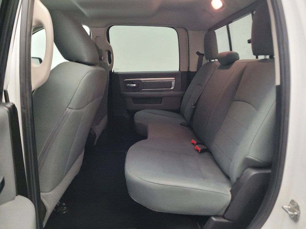 Used 2020 RAM 1500 Classic SLT AWD/4WD image 18