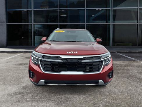 Used 2025 Kia Seltos SX image 2