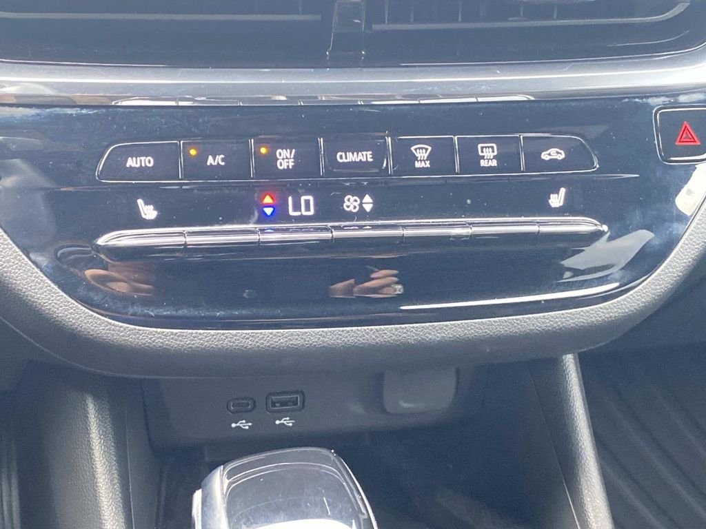 Used 2024 Buick Envista Avenir FWD image 26