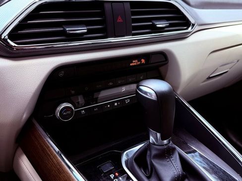 Used 2023 MAZDA CX-9 Signature AWD/4WD image 13