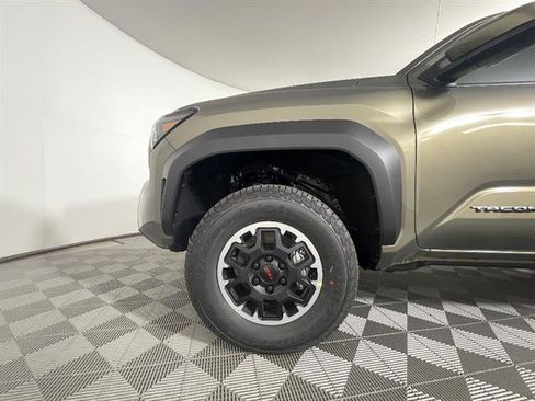 New 2026 Toyota Tacoma TRD Off-Road AWD/4WD image 22