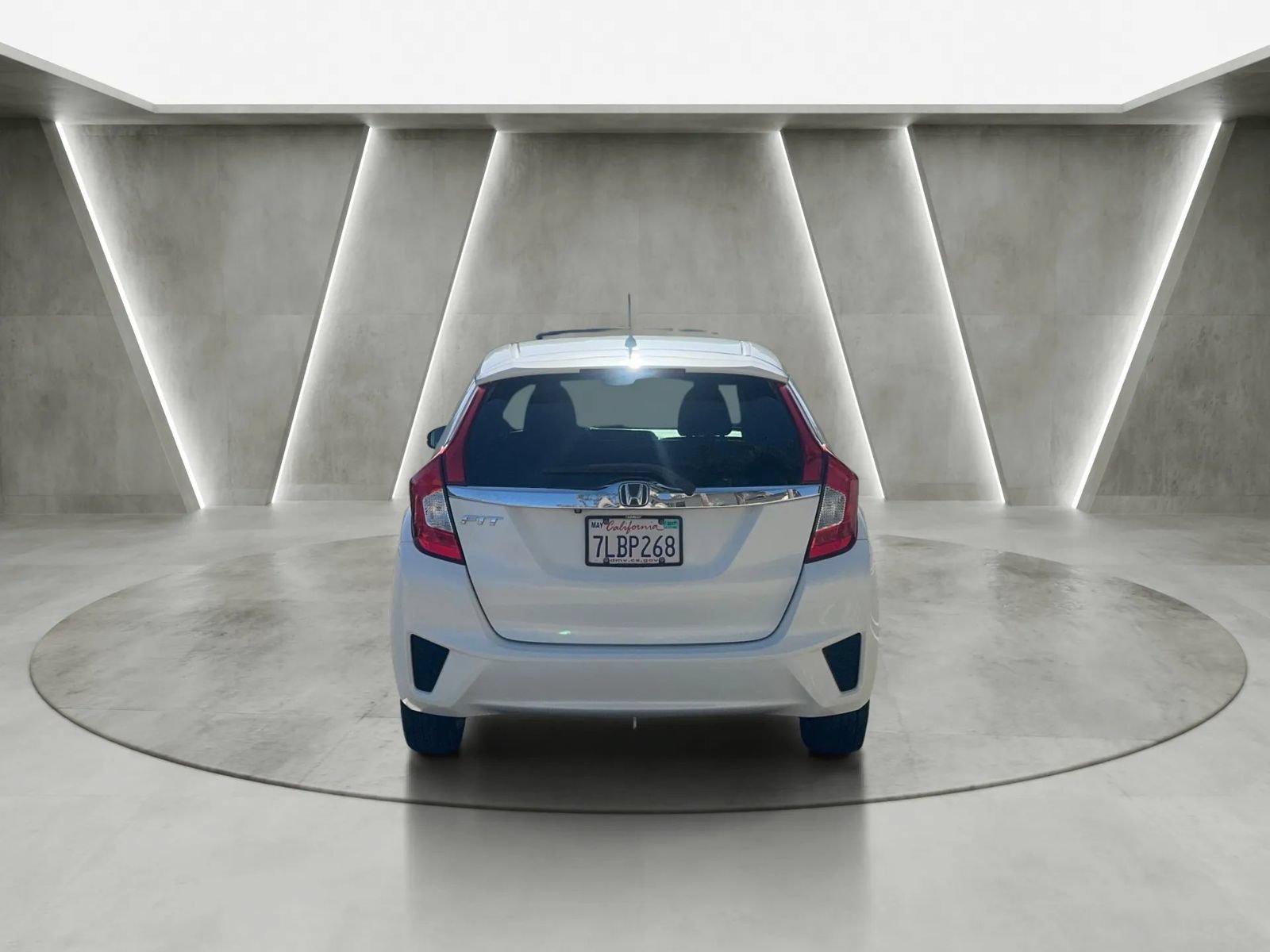Used 2015 Honda Fit EX image 4