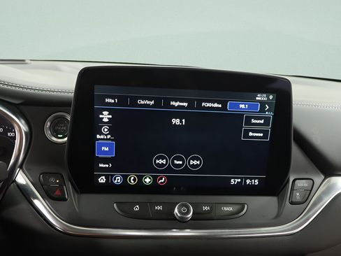 Used 2025 Chevrolet Blazer LT FWD image 11