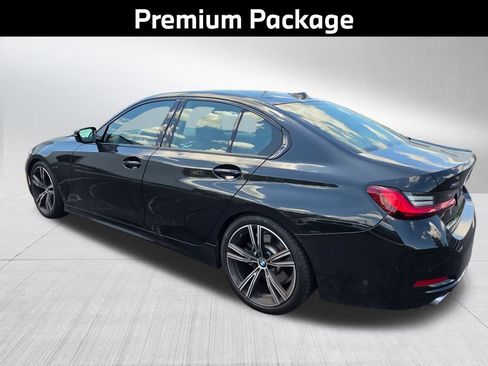 Used 2023 BMW 330i xDrive Sedan w/ Premium Package AWD/4WD image 7