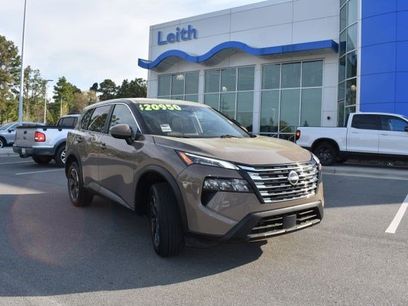 Used 2024 Nissan Rogue SV