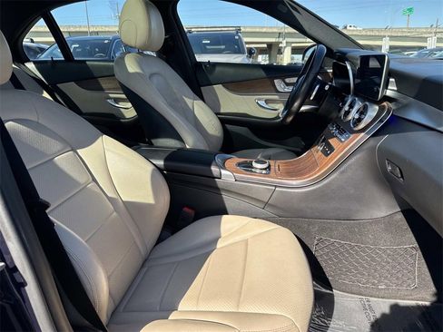 Used 2020 Mercedes-Benz C 300 4MATIC Sedan image 29