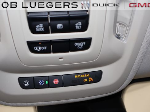 Certified 2021 Buick Envision Avenir image 29