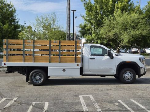 New 2026 GMC Sierra 3500 Pro w/ Convenience Package RWD image 5