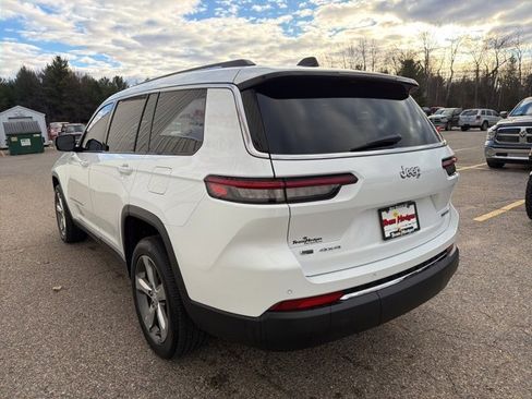 Used 2022 Jeep Grand Cherokee L Limited image 10