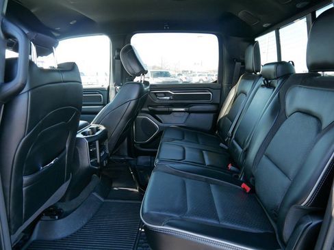 Used 2024 RAM 1500 Laramie image 12