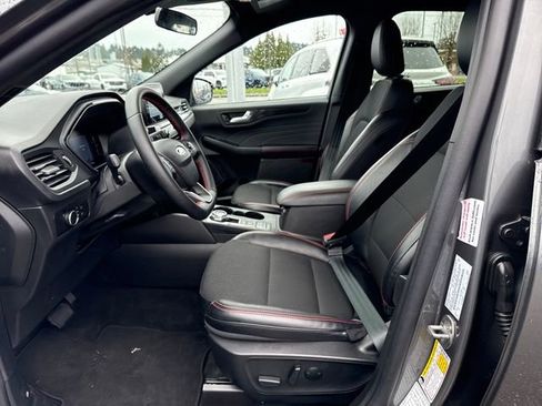 Used 2025 Ford Escape ST-Line image 14