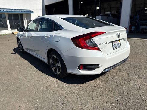 Used 2020 Honda Civic LX image 3
