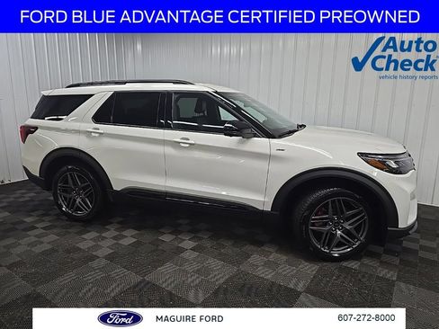 Certified 2025 Ford Explorer ST-Line w/ Premium Package AWD/4WD image 1
