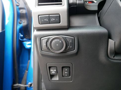 Used 2019 Ford F150 Raptor w/ Equipment Group 802A Luxury image 17