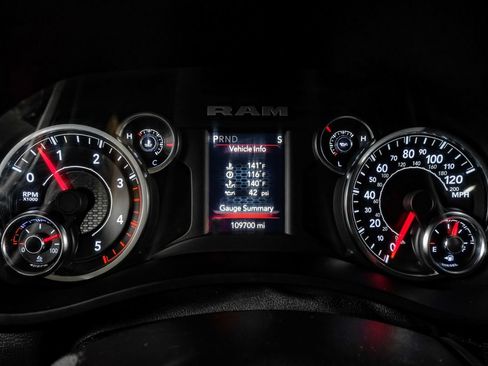Used 2022 RAM 2500 Big Horn AWD/4WD image 19