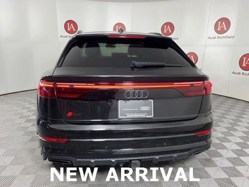 Used 2024 Audi Q8 Prestige image 6
