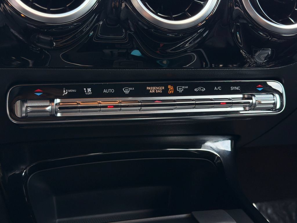 Used 2020 Mercedes-Benz A 220 4MATIC image 31