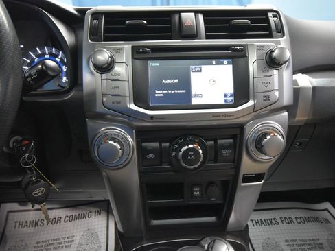 Used 2018 Toyota 4Runner 4WD image 20