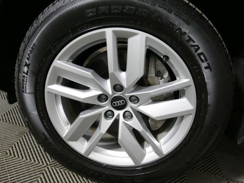 Used 2023 Audi Q5 2.0T Premium w/ Convenience Package AWD/4WD image 9