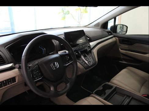 Used 2020 Honda Odyssey EX-L image 13