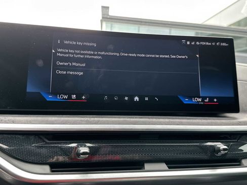 Used 2024 BMW X6 xDrive40i image 17