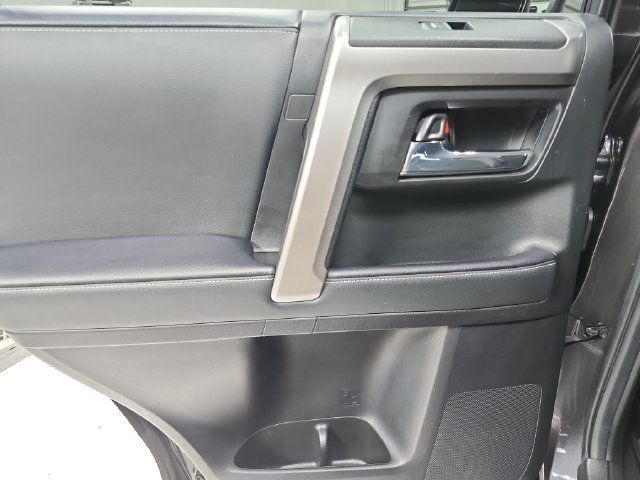 Used 2021 Toyota 4Runner Limited RWD image 48