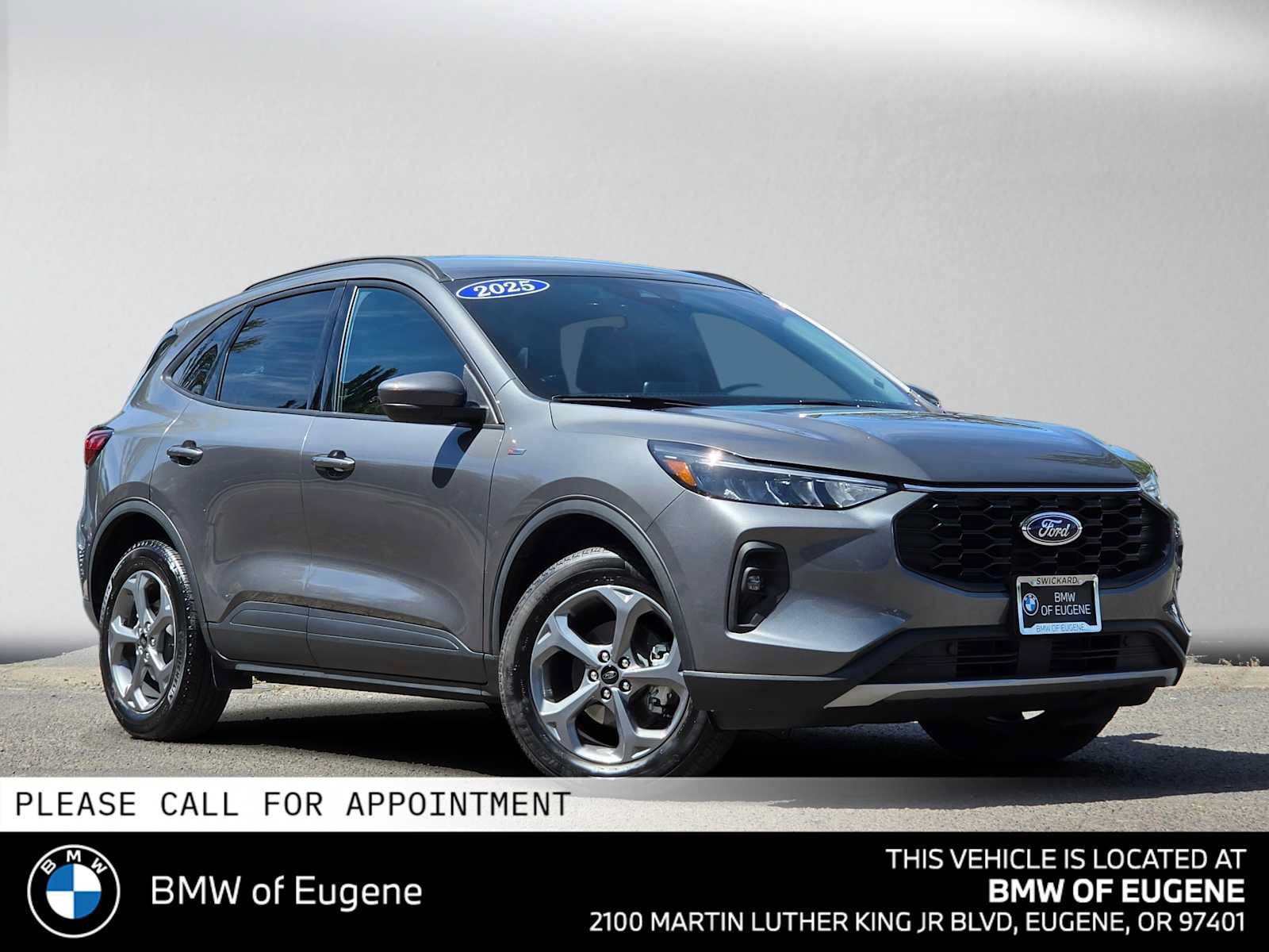 Used 2025 Ford Escape ST-Line Select AWD/4WD image 1