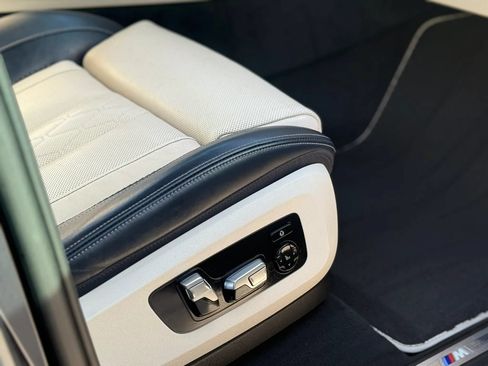 Used 2019 BMW X7 xDrive40i w/ M Sport Package AWD/4WD image 36